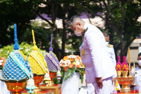 กระทรวง อว. จัดพิธีถวายราชสักการะพระบรมราชานุสาวรีย์ รัชกาลท ... Image 13